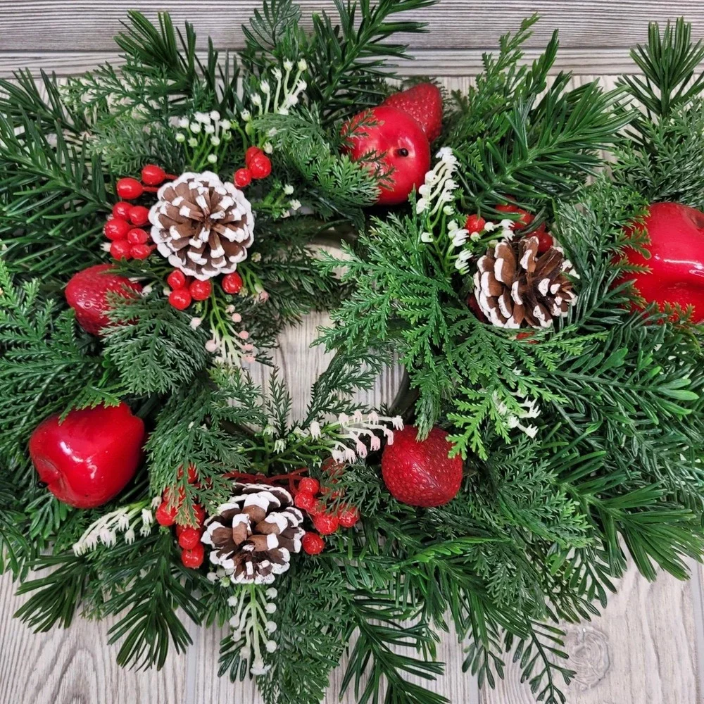 HOMCO Christmas Greenery Candle Ring Centerpiece Pine Cones Red Apples Berries‎